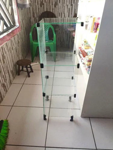Prateleira de vidro