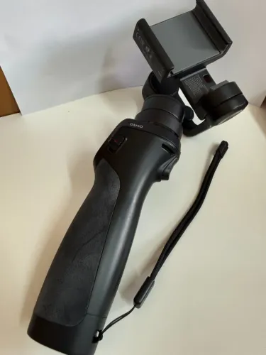 DJI Osmo Mobile - 1ª Geração / Osmo Mobile (2016)