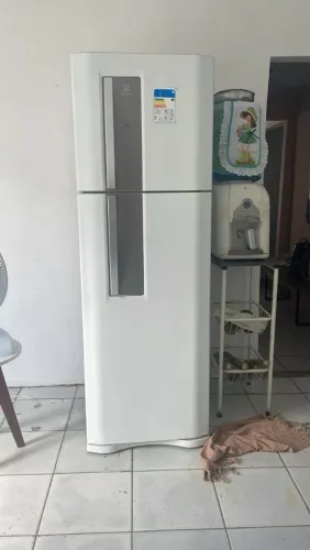 Geladeira Eletrolux