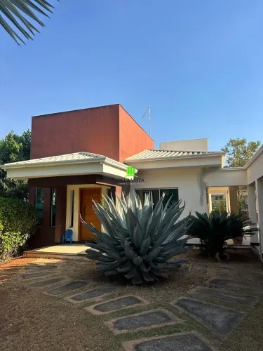 Casa em condomínio em Veredas Da Lagoa