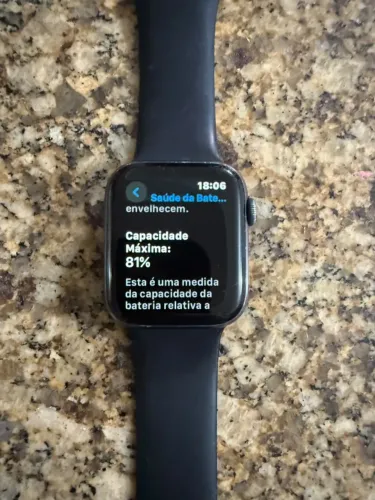 Apple Watch Series 5 44mm - Preto