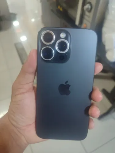 iPhone 15 Pro Max 256GB Titânio Natural ? Impecável