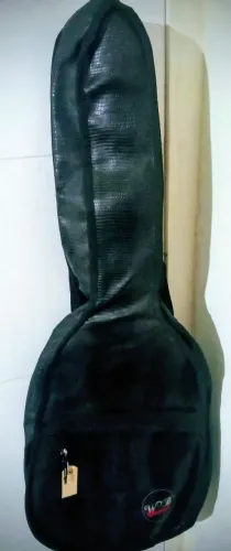 Capa para violão ? duas peças, 120,00 cada!