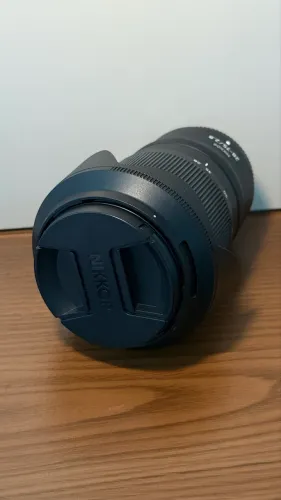 Lente nikon Z 28-75 