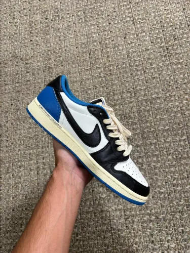 Jordan 1 low fragment travis scott