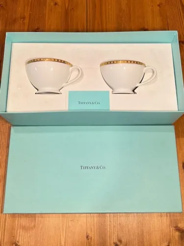 jogo xícaras tiffany co gold band com box 100% original 