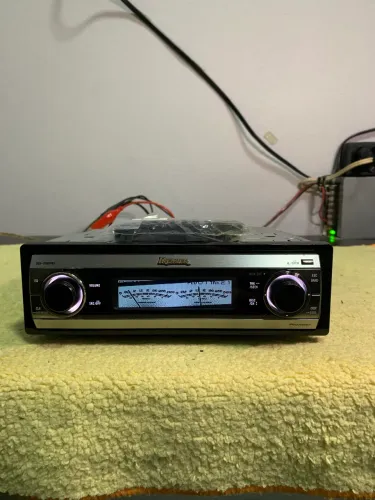 Rádio Pioneer Golfinho