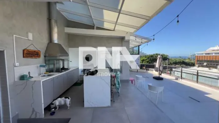 Cobertura : Linear / Residencial / Barra da Tijuca