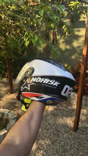 Capacete T58, na caixa!
