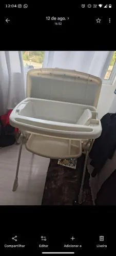 Banheira de bebê com trocador