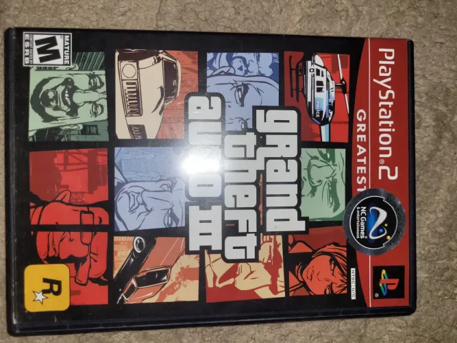 Vendo coleção gta bem difícil de achar alguns títulos, todos completos sem detalhes play