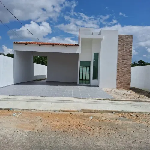 ALUGA-SE RESIDENCIAL TROPICAL IRANDUBA