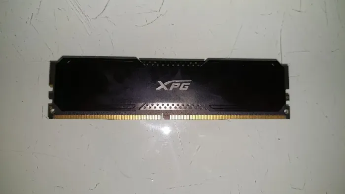  Memória ram de desktop/pc 8gb 2666 MHz ddr4 adata XPG usado.
