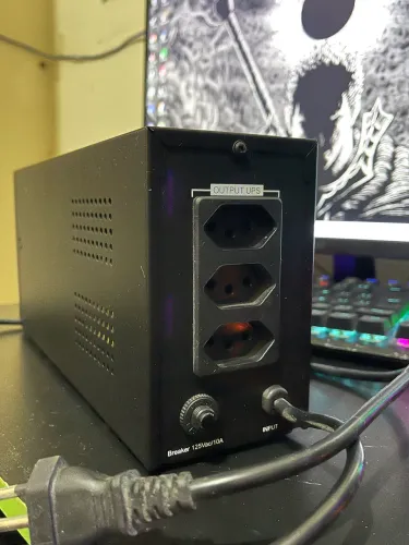No Break UPS Goldentec 800VA