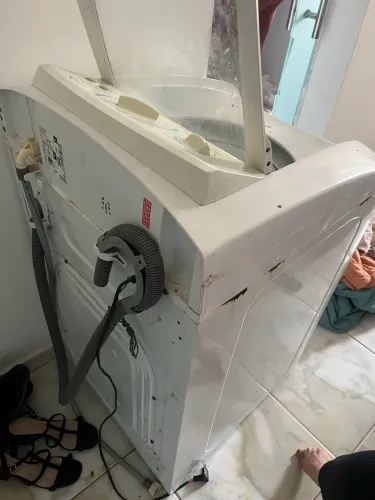 Máquina de lavar roupa 