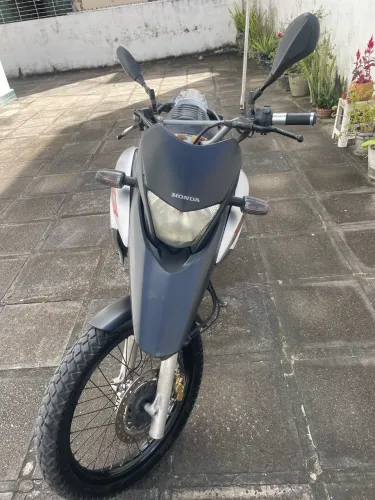 Xre 300 2017 troco em CARRO
