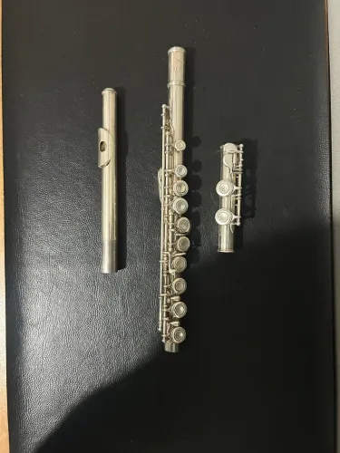 Flauta Transversal Yamaha YFL-211