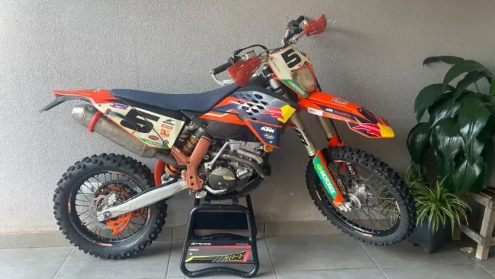 KTM XCF-W 250 2010 - Edição Especial KTM Red Bull