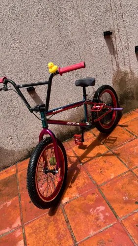 BMX camaleão