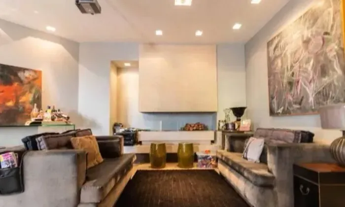 Apartamento alto padrão à venda no condomínio Guapari no bairro Campo Belo - SP