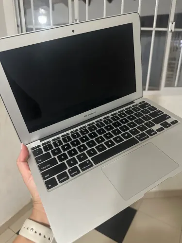 MacBook Air 11