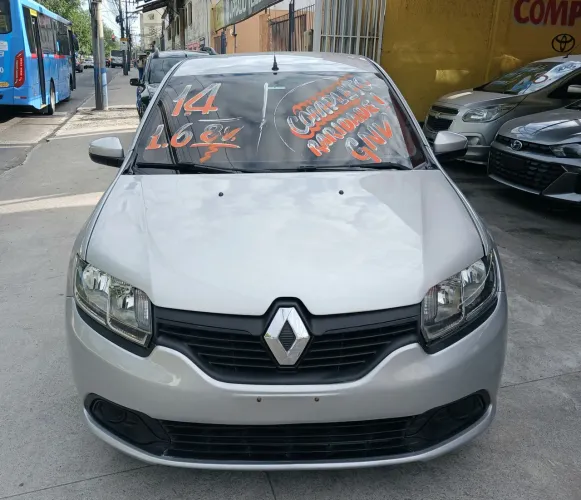 Renault Logan Expression Hi-flex 1.6 8V 4P 2014