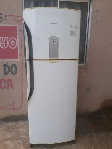 Geladeira fros fre 550 reais entrego