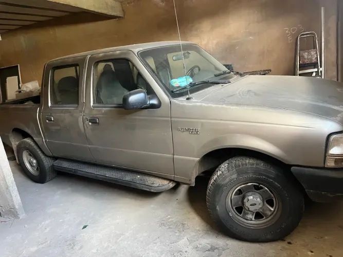 Ford Ranger XLS 2.8 8V 135cv 4X2 CS TB Diesel 2004