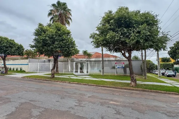 CASA RESIDENCIAL/COMERCIAL SANTA CRUZ