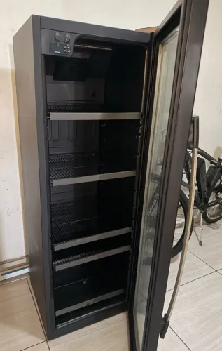 Visa Cervejeira Porta Vidro 200l Bebidas Expvqbl 200 Venax Cor Preto-fosco