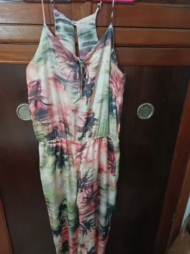 Macacão de cetim