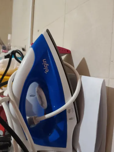 Ferro de passar novo pra vender logo 50,00