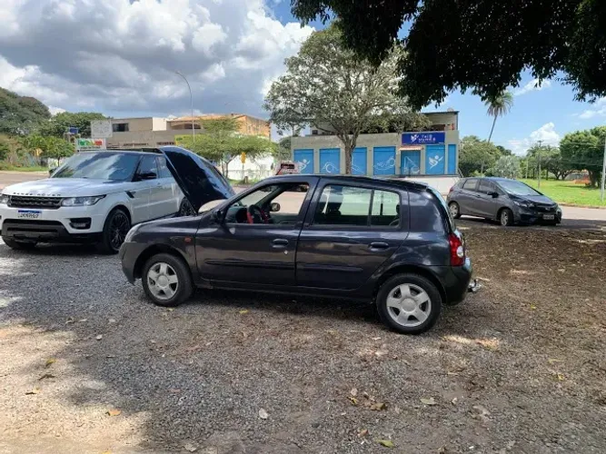 Renault Clio Authentique 1.0 8V 3P 2003