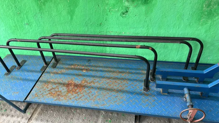 Arara de parede