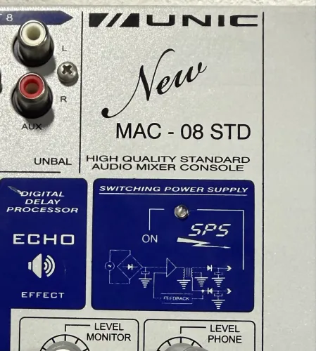 Mesa de Som Analógica 8 Canais VAUNIC MAC-08 STD com Echo Digital