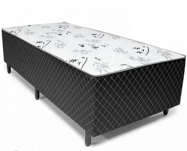 Cama