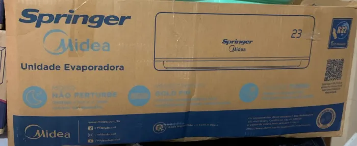 Vendo Ar-Condicionado Split Springer Midea AirVolution 12.000 BTUs, 220V, ciclo frio.