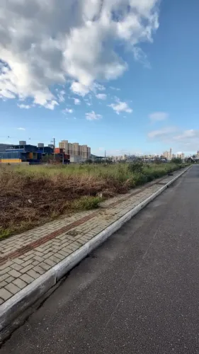 TERRENO EM ITAPEMA, COM 200m², RUA ASFALTADA, OPORTUNIDADE!!! S. TROMBUDO