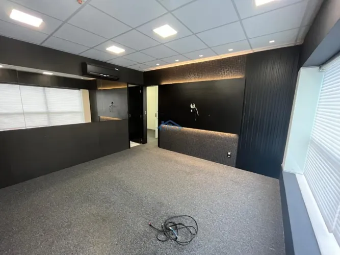 Sala para alugar em Barueri, Alphaville Empresarial, com 46 m², Brascan Century Plaza