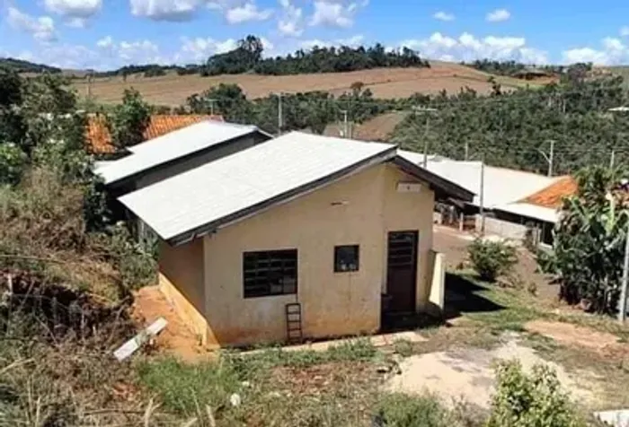 Casa 32m² com Terreno 362m² | Rio Bonito do Iguaçu-PR | Cohapar - Excelente Lote Amplo com