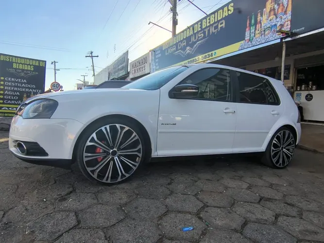 Volkswagen Golf Sportline 1.6 MI Total Flex 8V 4P 2013