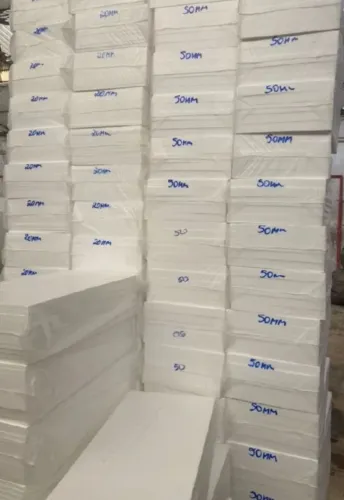 Placas de isopor anti chamas