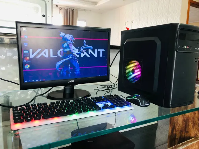 Pc gamer top/ I3/SSD 120/ 8 DE RAM