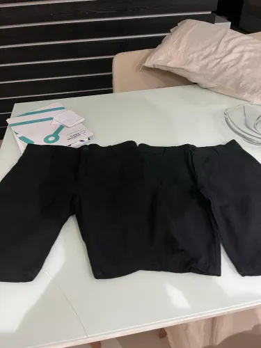 2 shorts de marca 