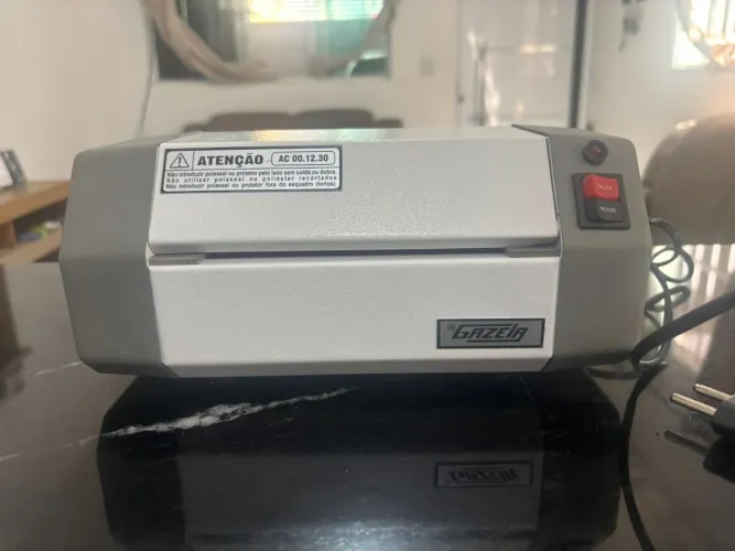 Plastificadora Gazela Nova