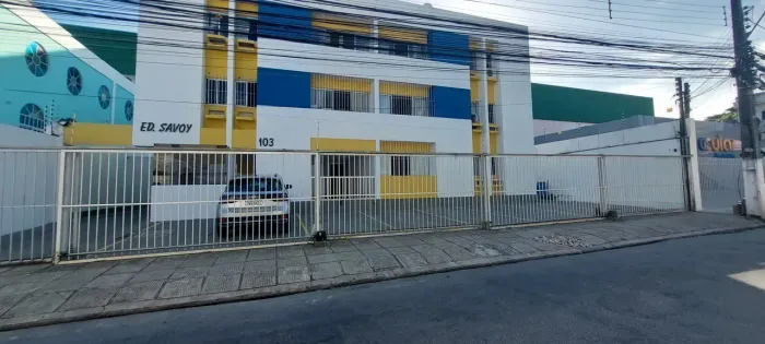 Imóvel para aluguel tem 60 metros quadrados com 3 quartos em Mangabeiras - Maceió - AL