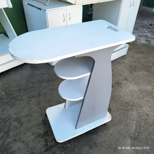 Mesa auxiliar