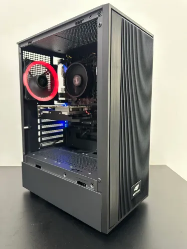 PC Gamer Ryzen 5 1600 + 16GB RAM + RX 550 4GB