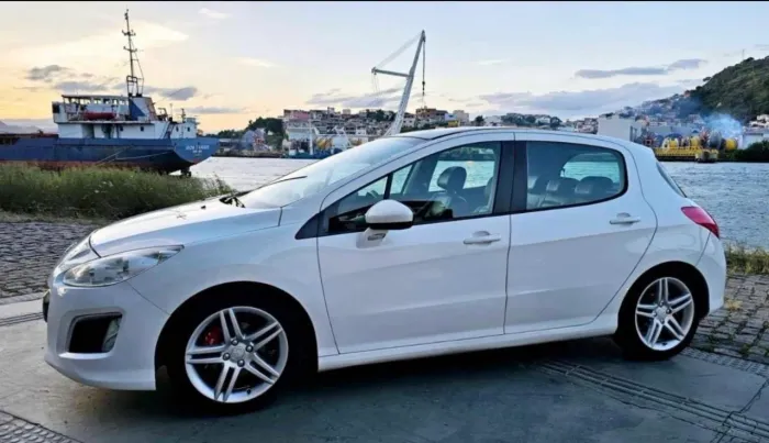 Peugeot 308 Feline 2.0 Flex 16V 5P Aut. 2013