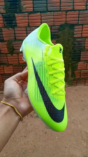 CHUTEIRA NIKE